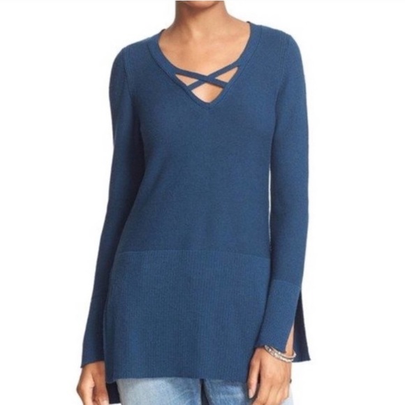 Free People women’s blue Crisscross V-Neck Tunic Sweater - Size extra small XS - Picture 2 of 12